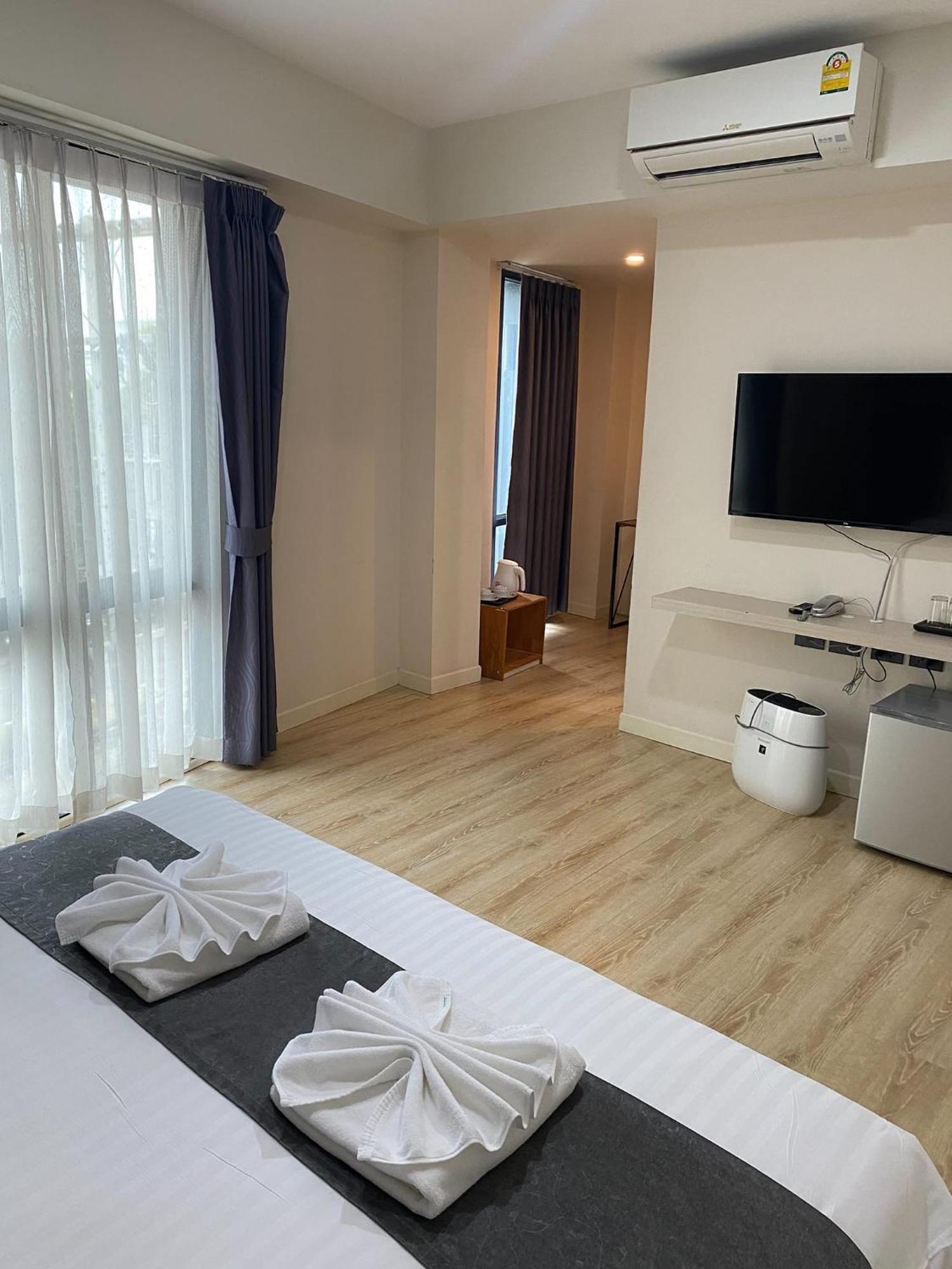 Tisa Hotel Udonthani Extérieur photo